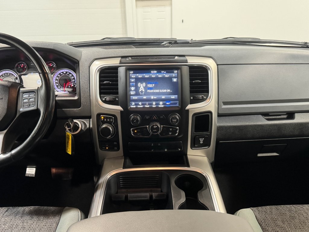 2019 Ram 1500 Classic SLT photo 15