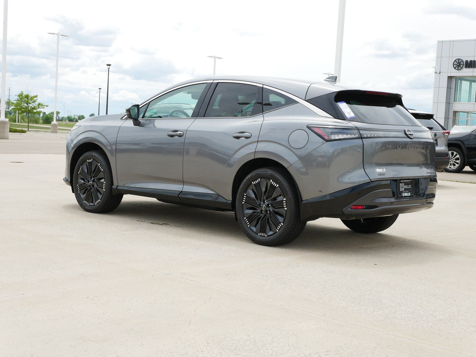 2025 Nissan Murano Platinum photo 3