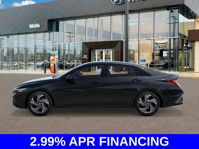 2025 Hyundai Elantra SEL Sport photo 3