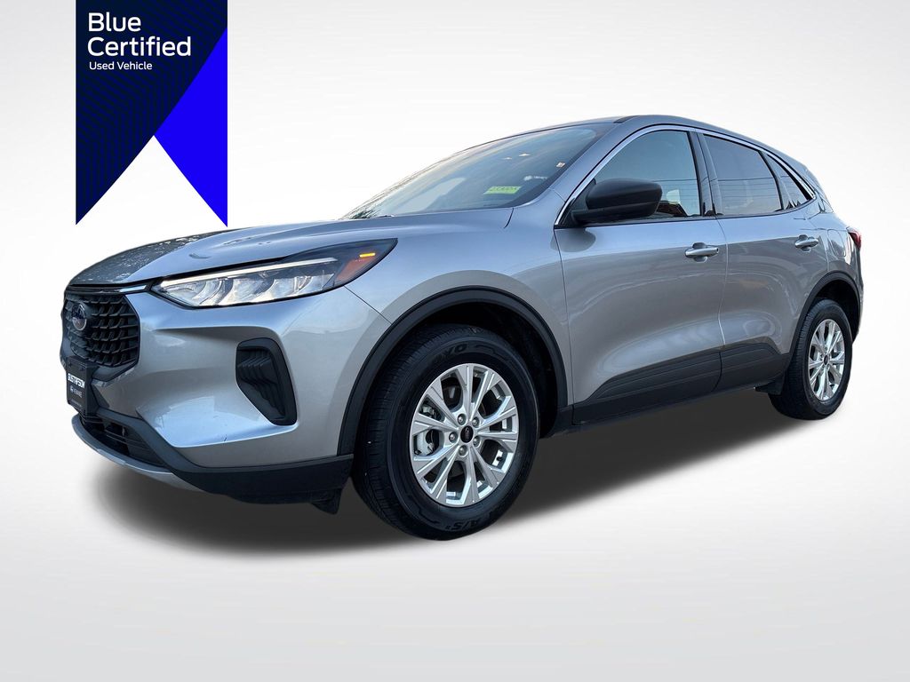 2023 Ford Escape Active's photo