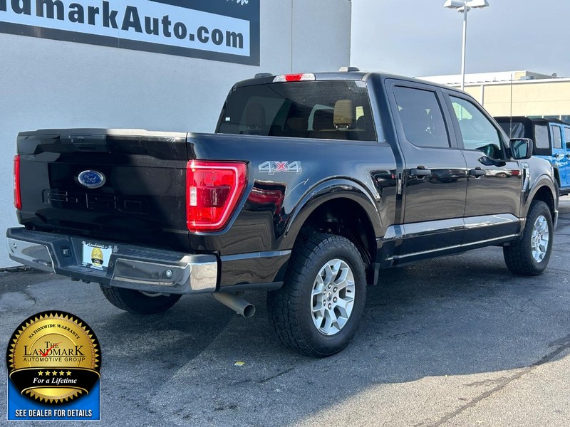 2023 Ford F-150 XLT photo 3