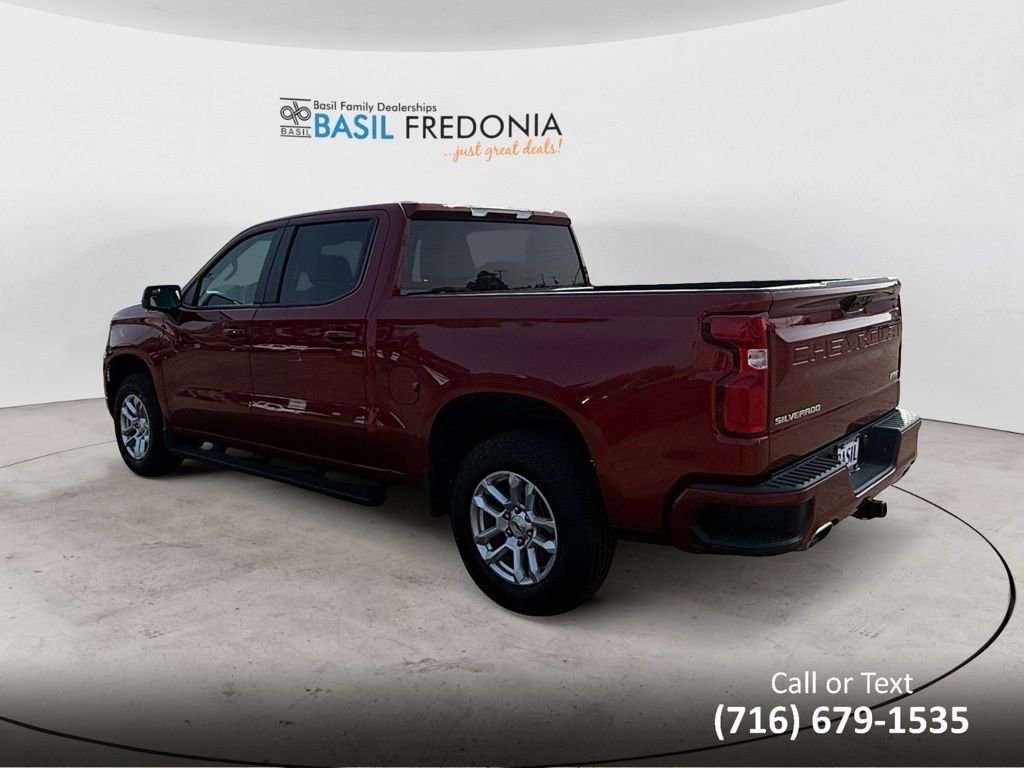 2024 Chevrolet Silverado 1500 RST photo 3