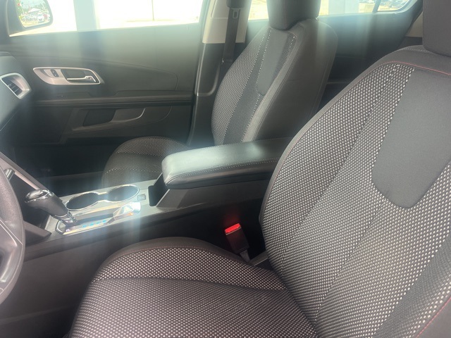 2016 Chevrolet Equinox LS photo 7