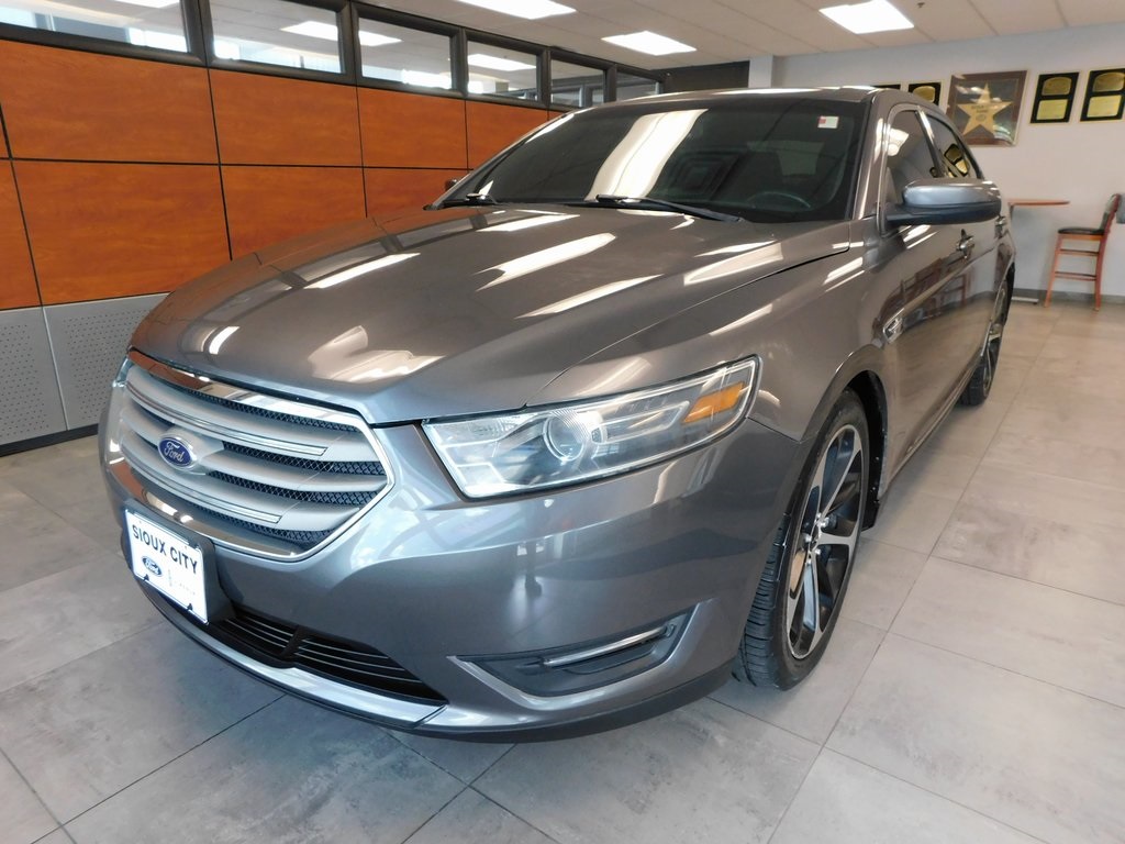 Used 2014 Ford Taurus SEL with VIN 1FAHP2H89EG182273 for sale in Sioux City, IA