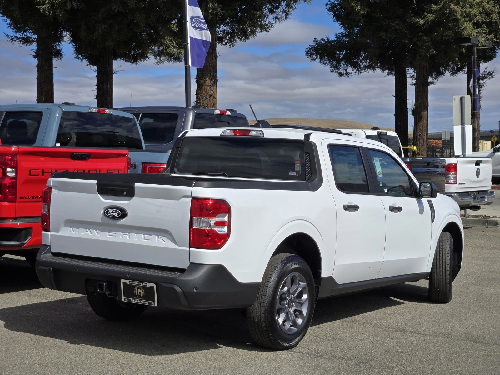 2025 Ford Maverick XLT photo 3