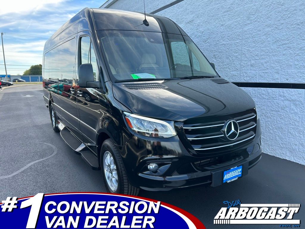 2020 Mercedes-Benz Sprinter Cargo Van Base's photo