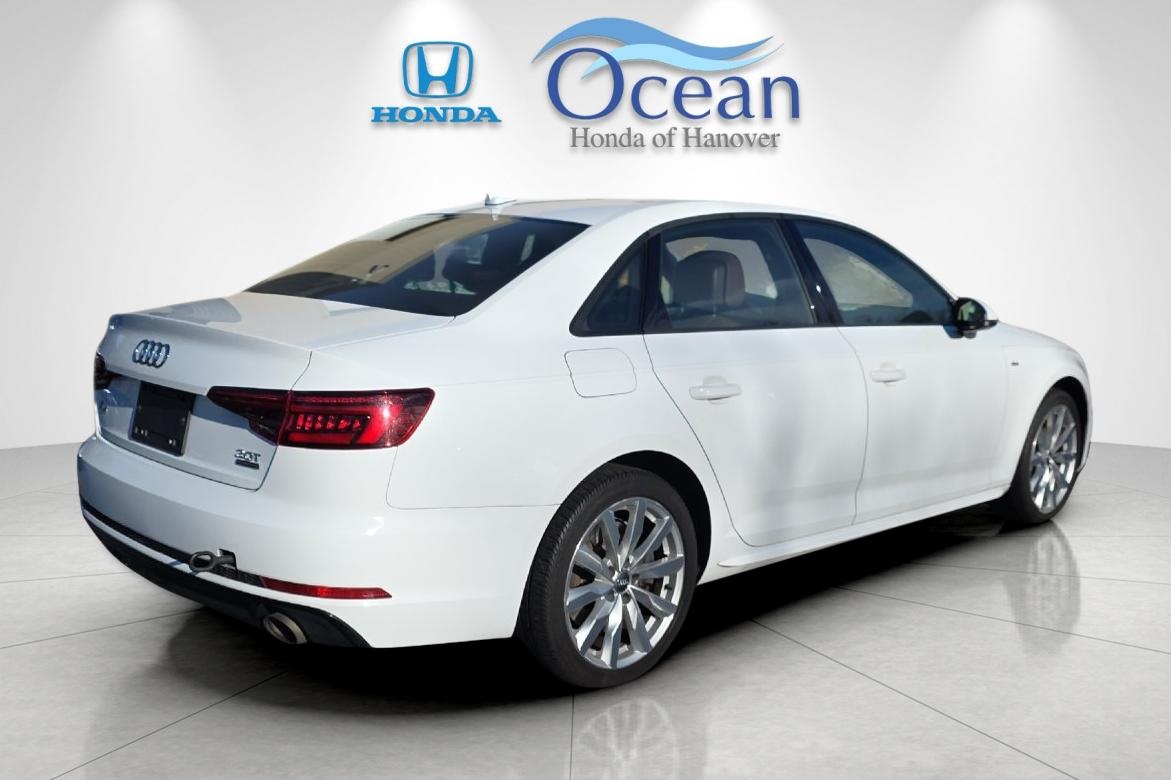 2018 Audi A4 2.0T Premium photo 2
