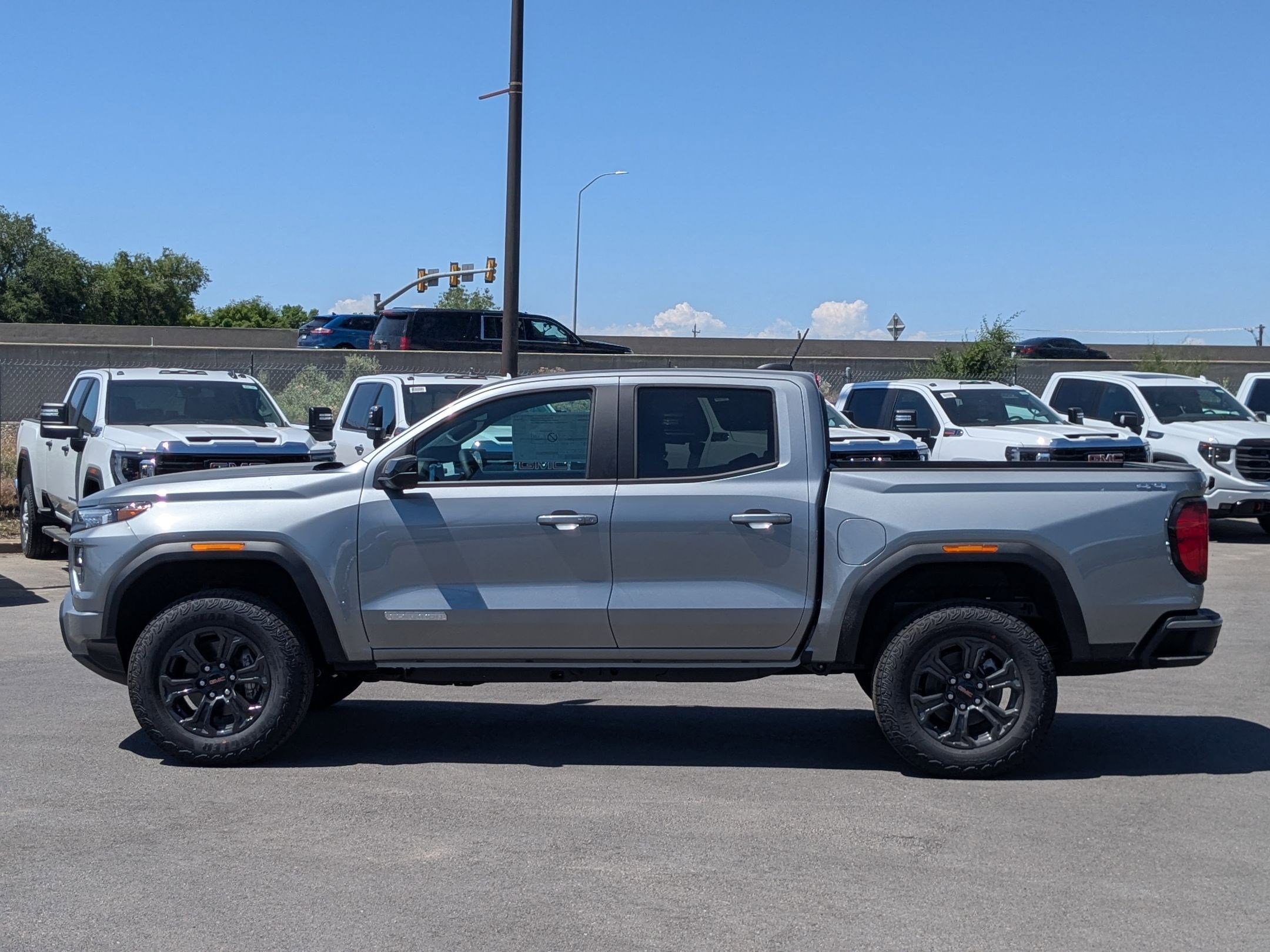 2025 Gmc Canyon Elevation photo 2