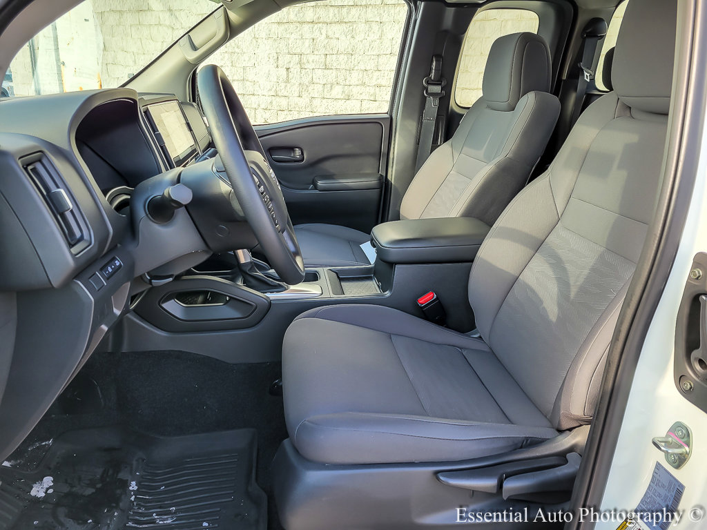 2025 NISSAN FRONTIER - Image 8