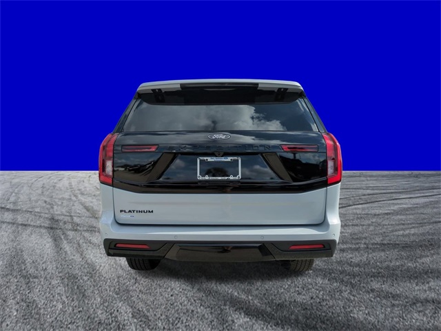 2025 Ford Expedition Platinum photo 3