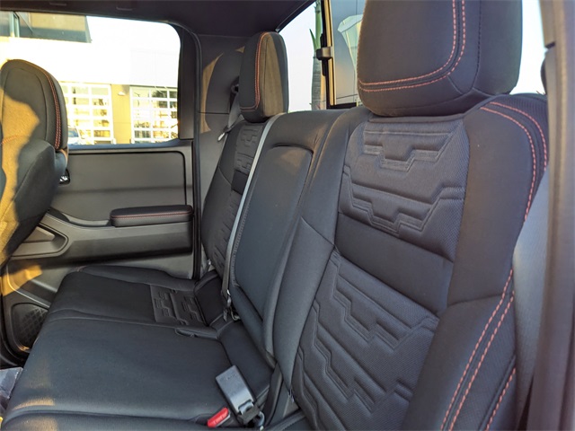 2025 Nissan Frontier Crew Cab PRO-4X photo 11