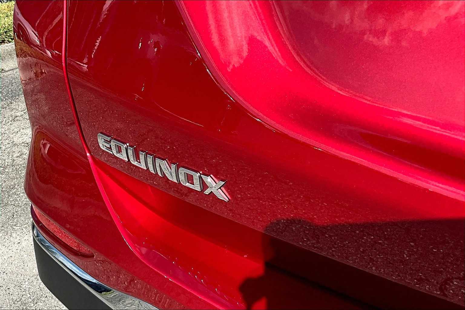 2020 Chevrolet Equinox LT photo 9