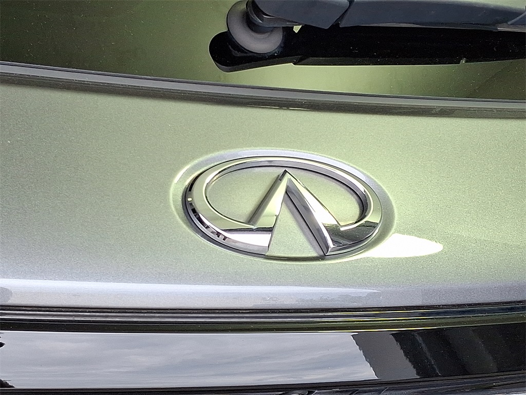 2023 Infiniti QX60 Luxe photo 28