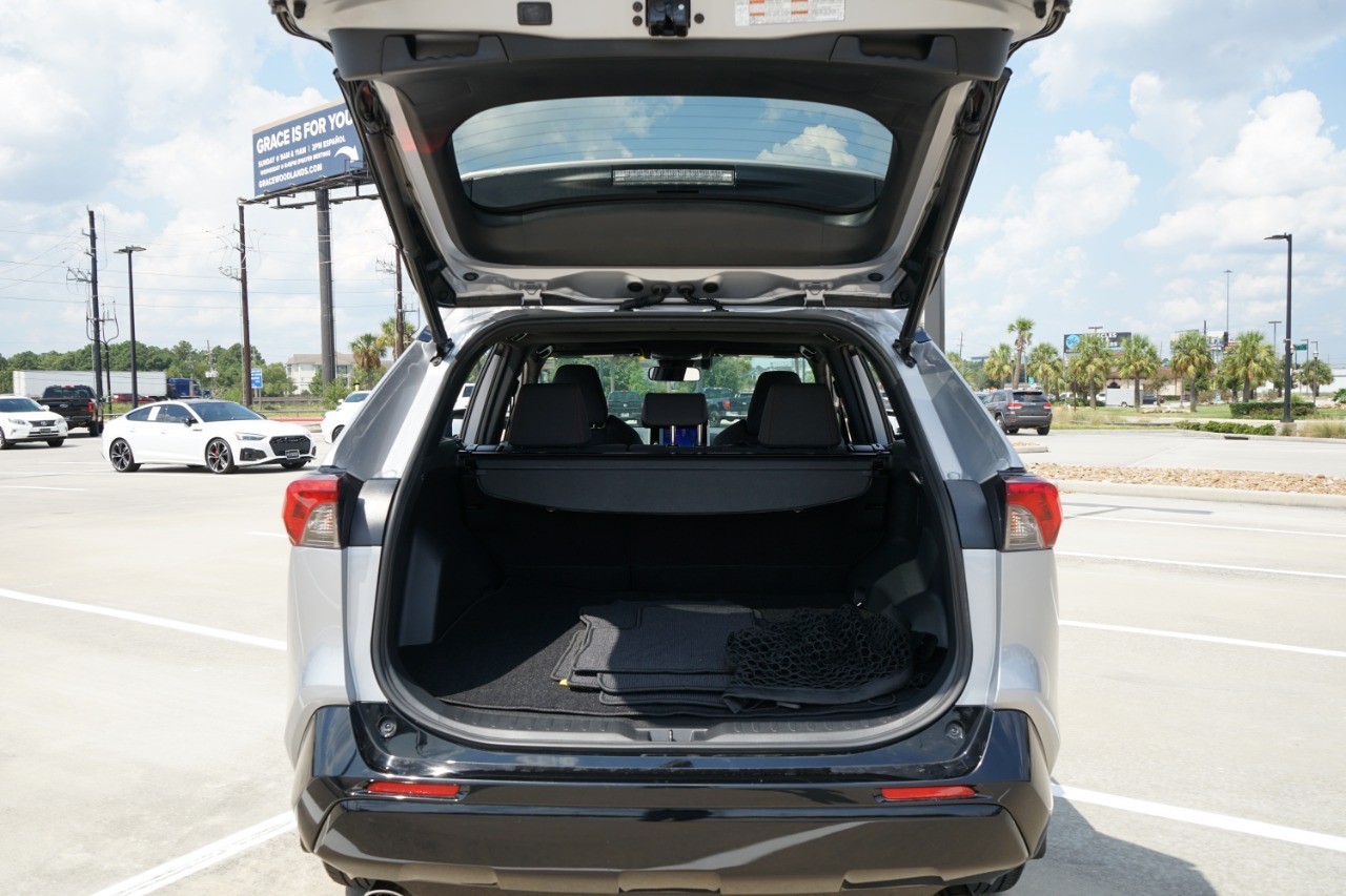 2023 Toyota RAV4 Prime SE photo 29