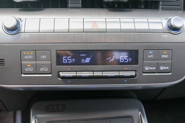 New 2025 Red Hyundai SEL Convenience FWD image 17