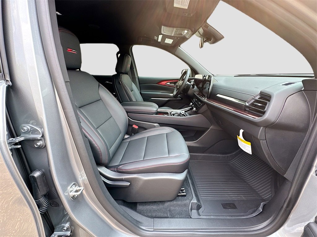 2026 Chevrolet Traverse Z71 photo 31