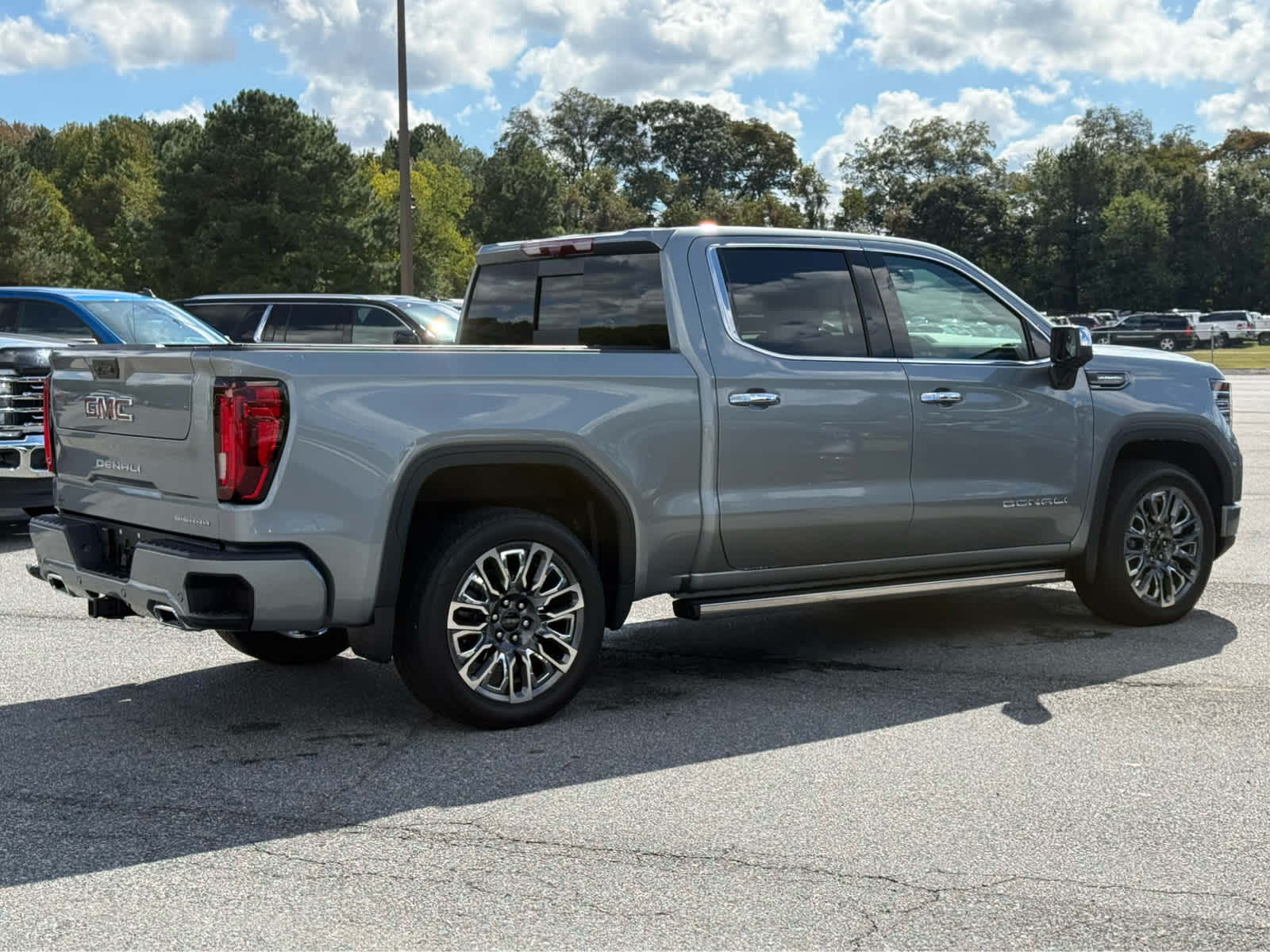 2025 Gmc Sierra 1500 Denali Ultimate photo 4