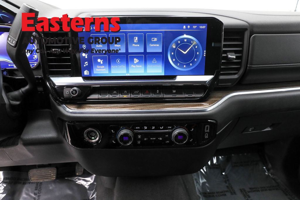 2024 Chevrolet Silverado 1500 LT photo 10
