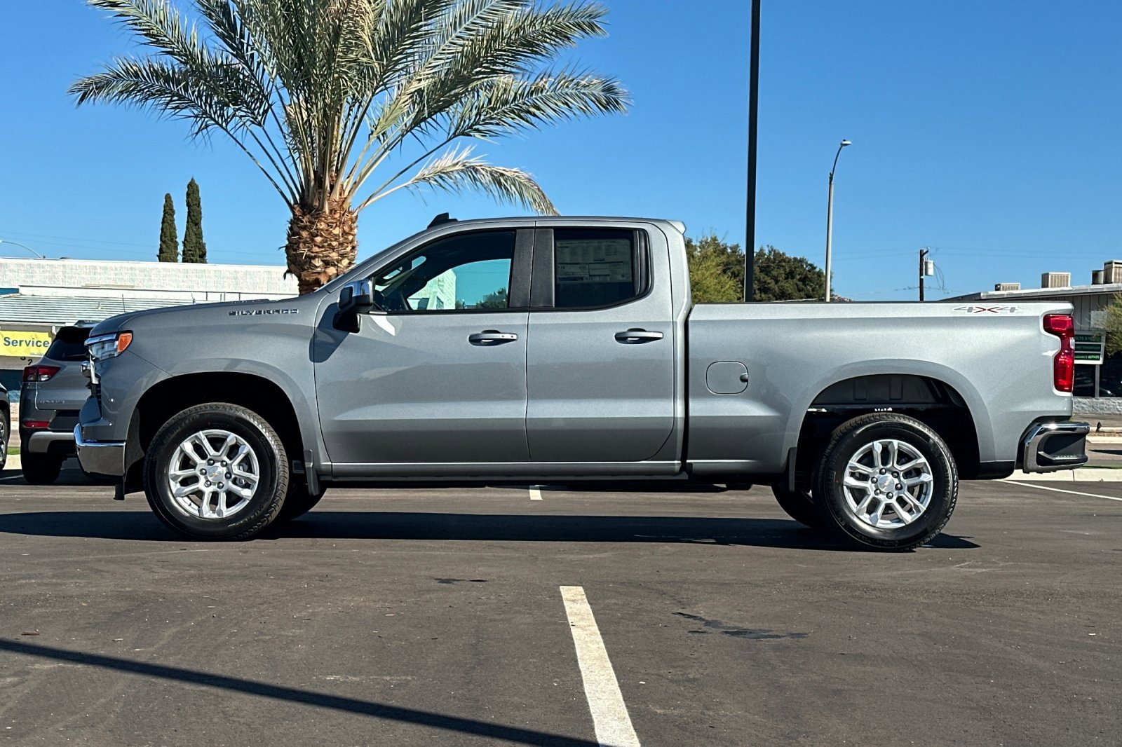 2026 Chevrolet Silverado 1500 LT photo 7