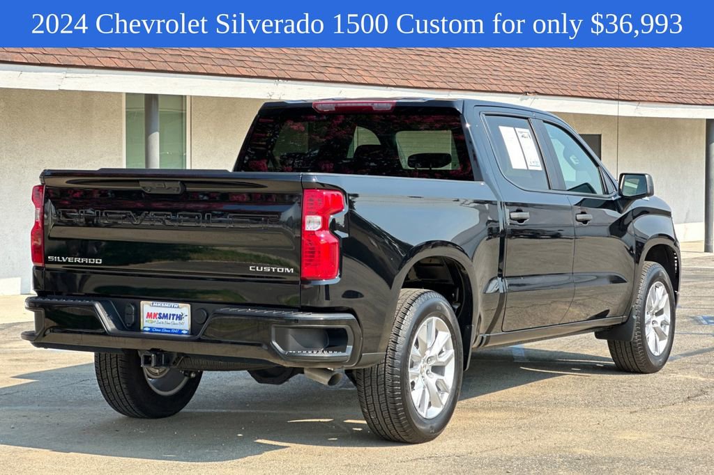 2024 Chevrolet Silverado 1500 Custom photo 3