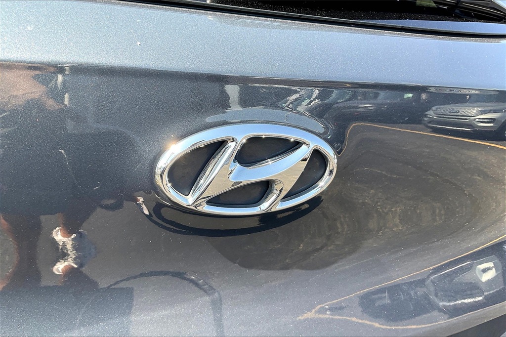 2021 Hyundai Tucson Value photo 5