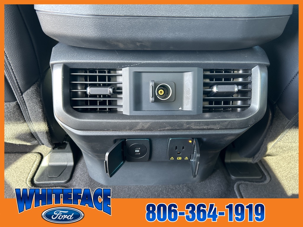 2025 Ford F-150 Lariat photo 37