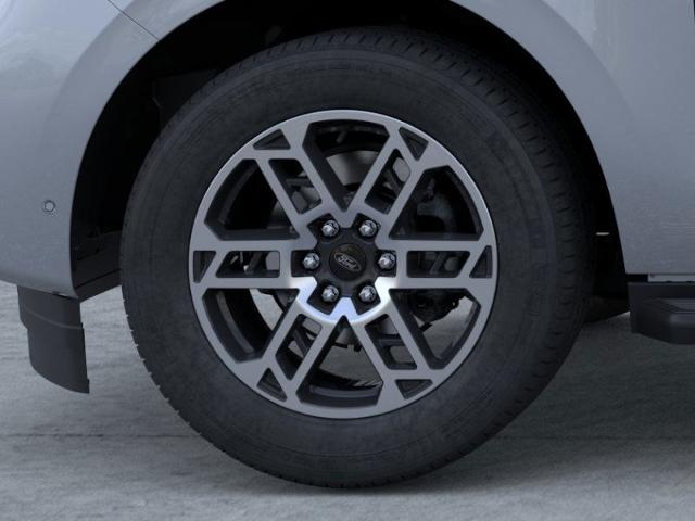 2025 Ford Expedition photo 16