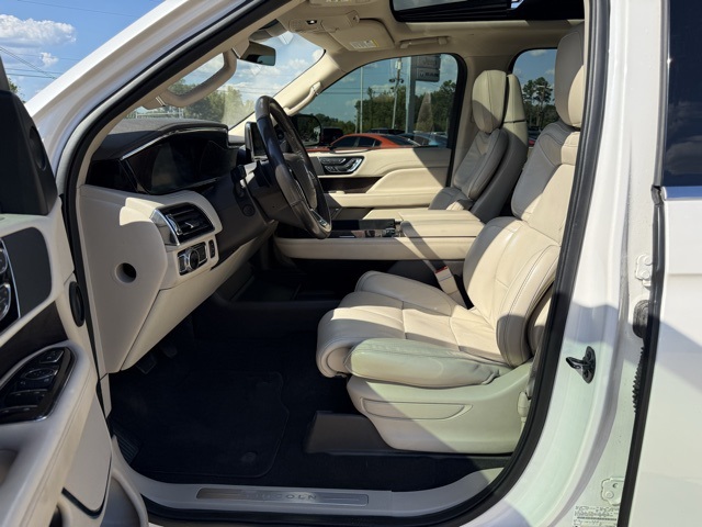 2019 Lincoln Navigator Reserve photo 9