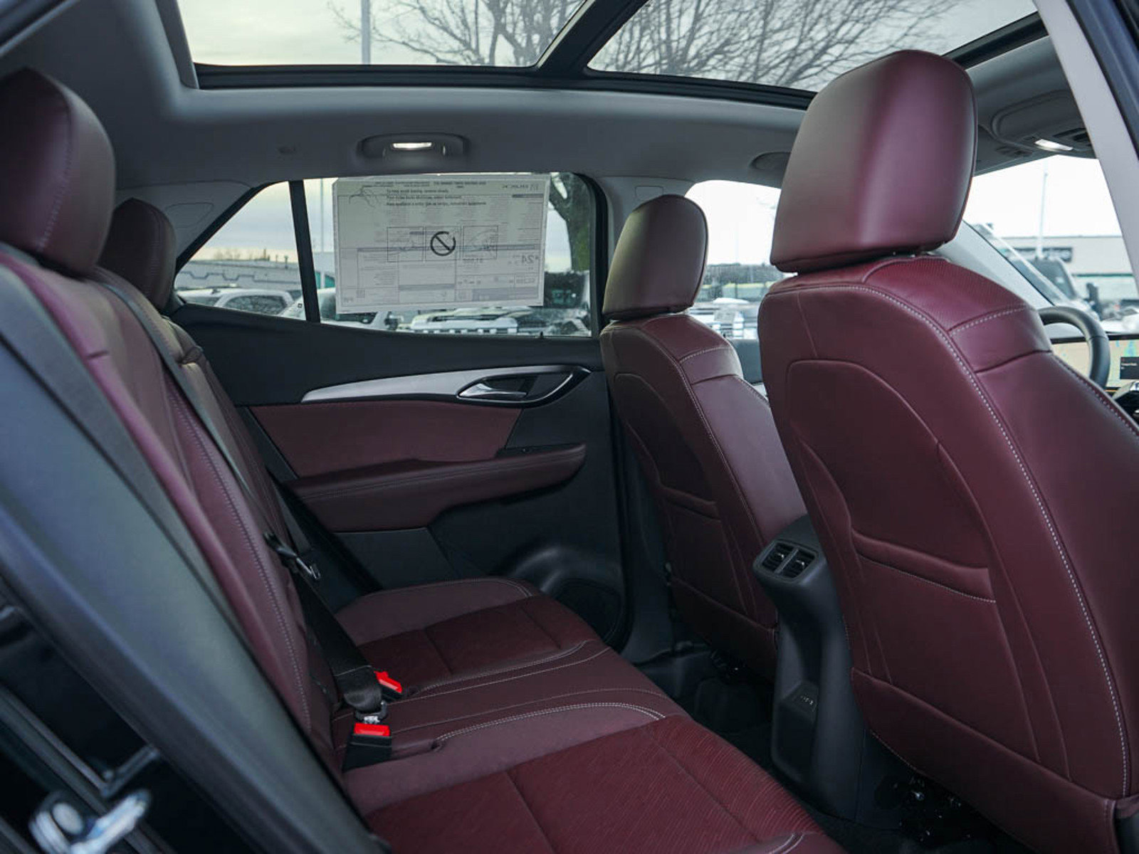 2025 Buick Envision Sport Touring photo 8