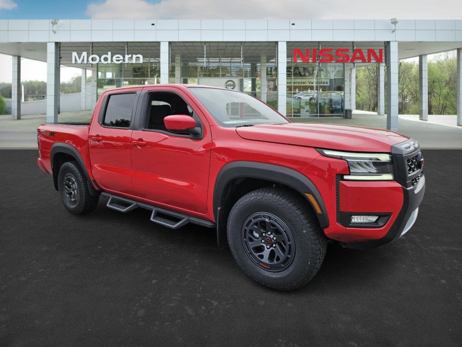 2025 Nissan Frontier Crew Cab PRO-4X photo 2