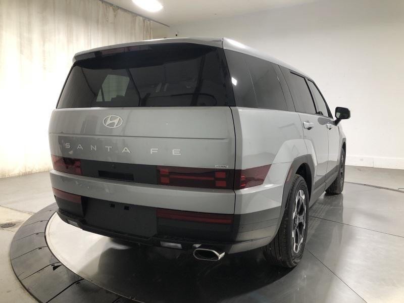 2026 Hyundai Santa Fe SE photo 4