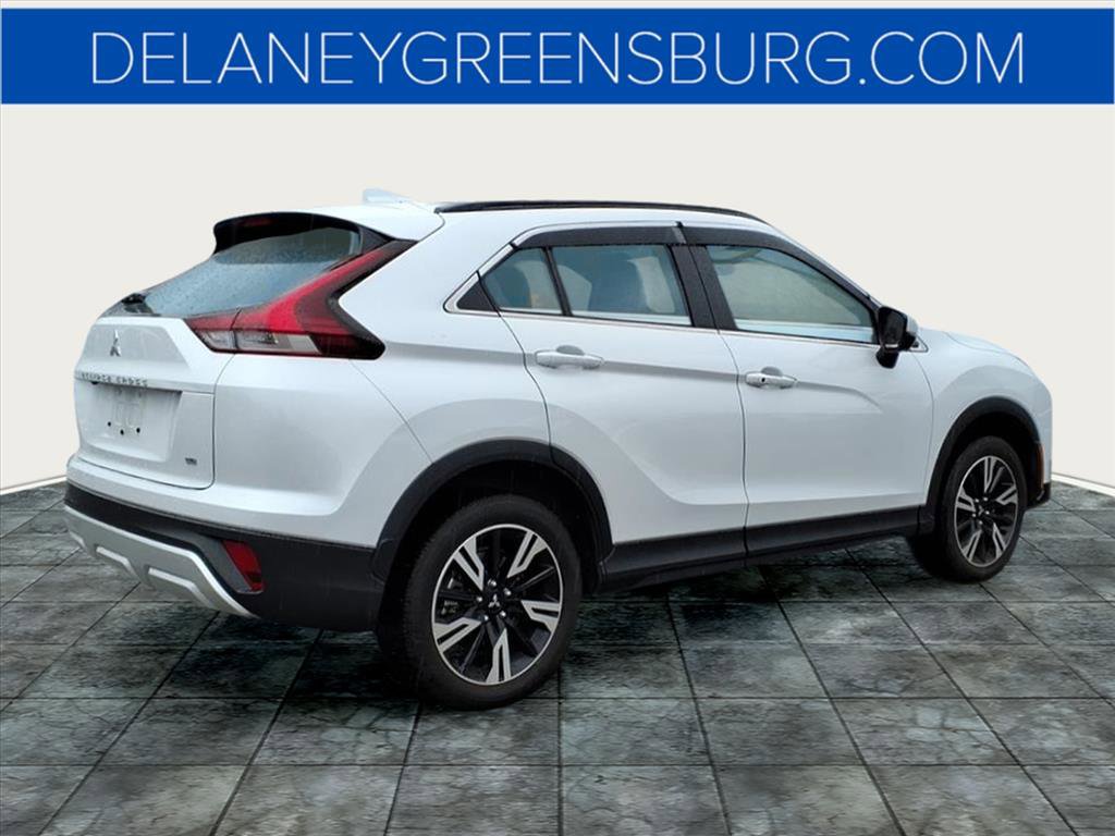 2024 Mitsubishi Eclipse Cross SE photo 2