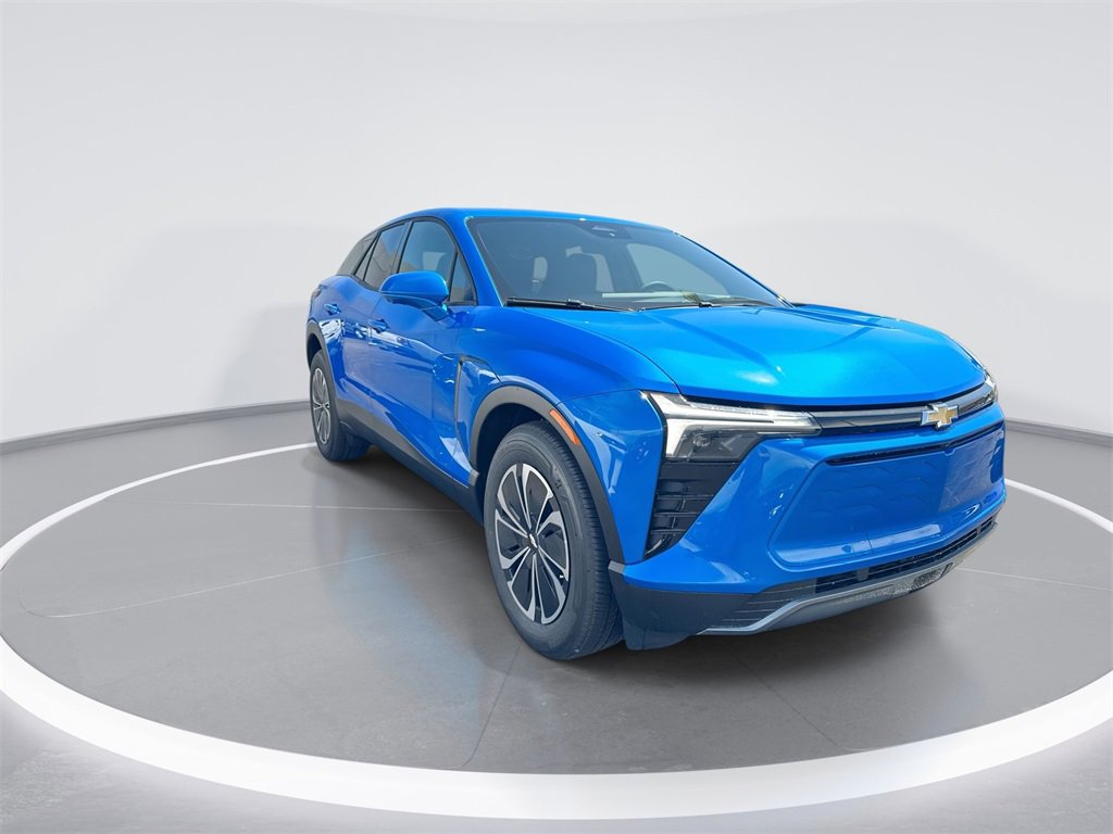 2025 Chevrolet Blazer EV photo 2