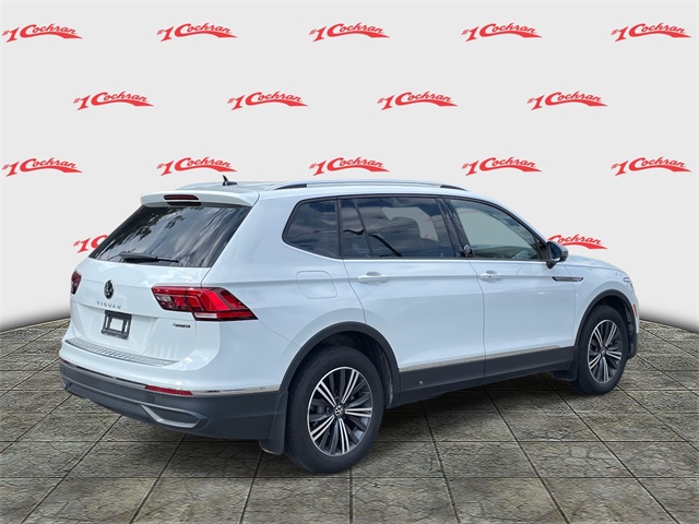2024 Volkswagen Tiguan SE Wolfsburg Edition photo 3