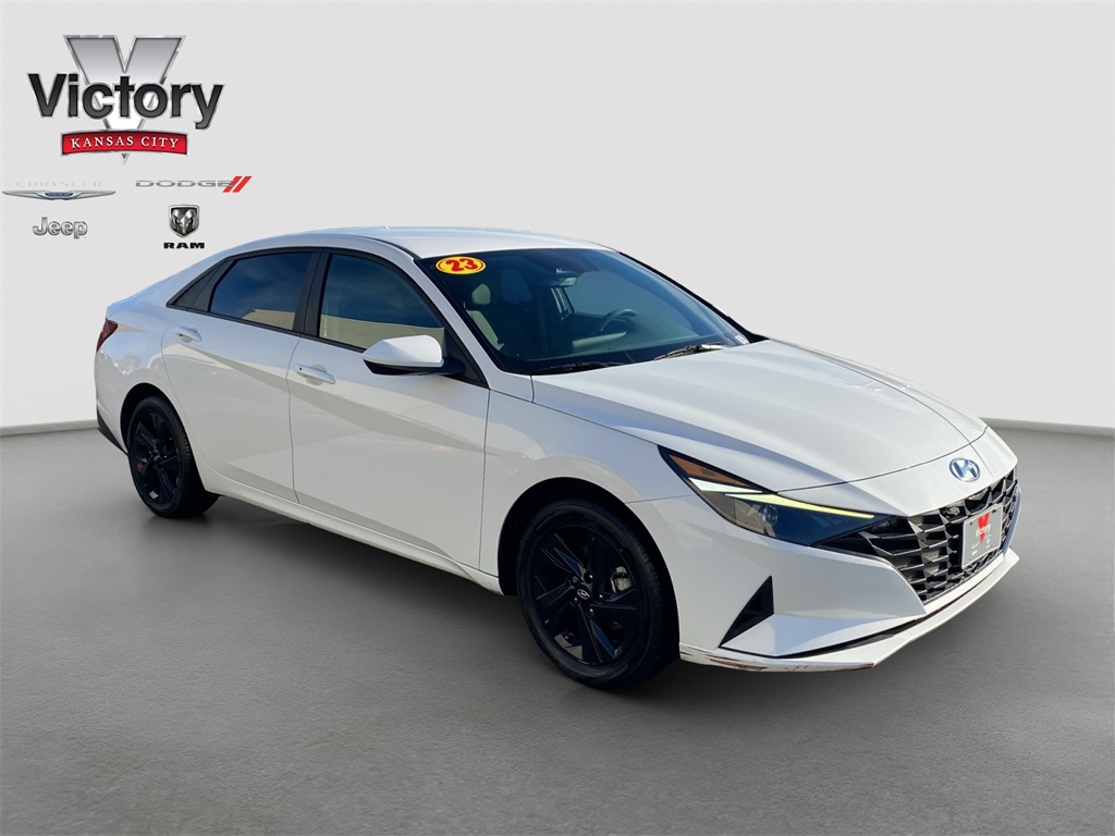 2023 Hyundai Elantra Blue