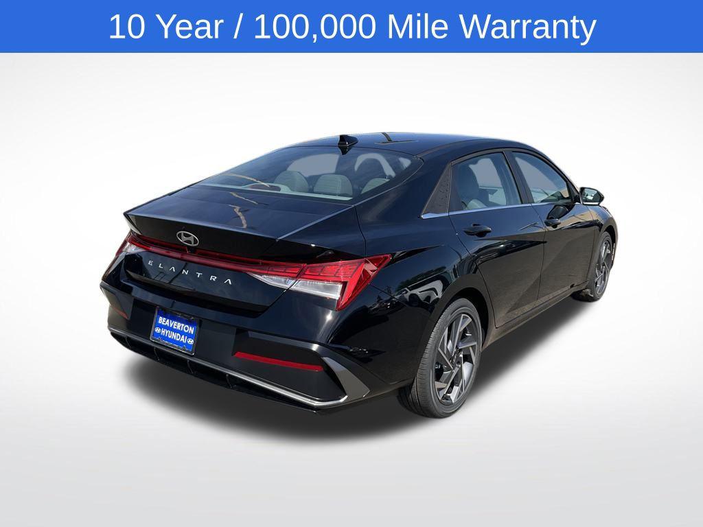2025 Hyundai Elantra SEL Convenience photo 9