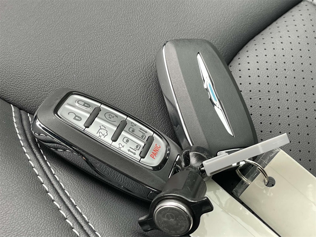 2026 Chrysler Voyager LX photo 30