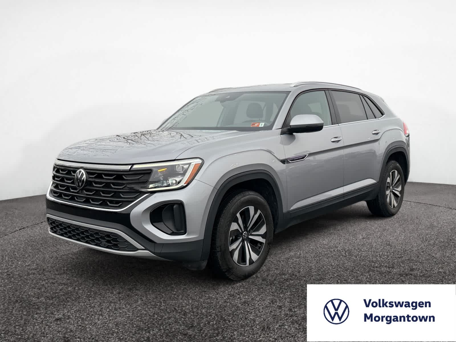 2024 Volkswagen Atlas Cross Sport SE's photo