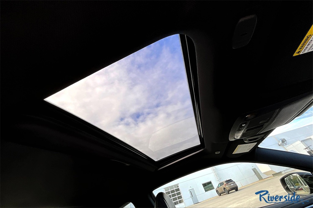 2017 Infiniti Q60 3.0t Premium photo 24