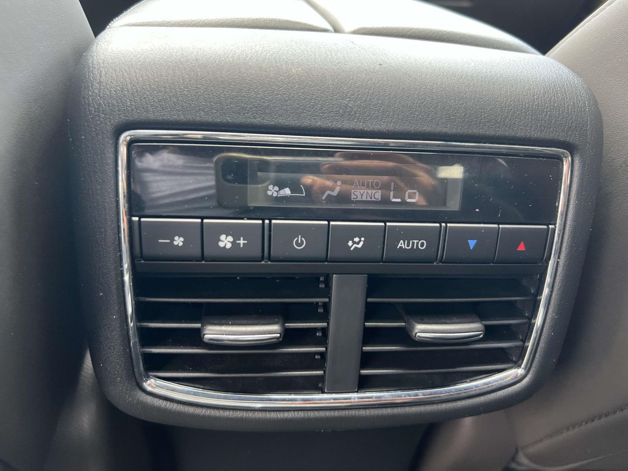2023 Mazda CX-9 Signature photo 10