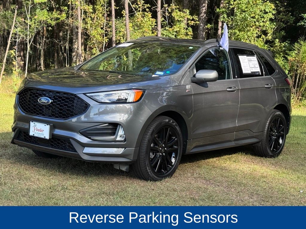 2022 Ford Edge ST photo 2