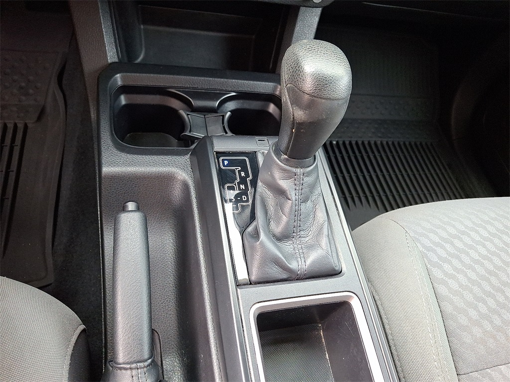 2022 Toyota Tacoma SR 4x4 Double Cab photo 21
