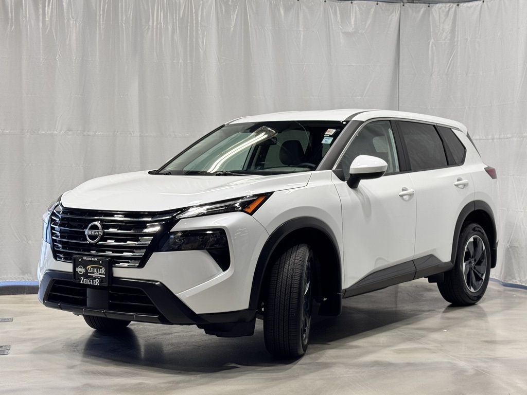 2025 Nissan Rogue SV AWD photo 3