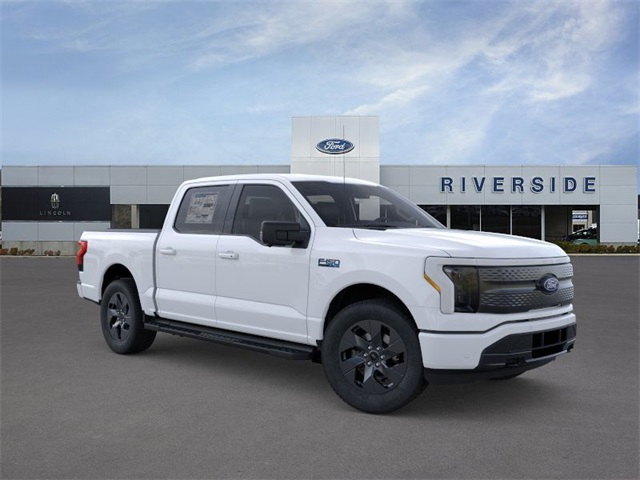 2025 Ford F-150 Lightning photo 7
