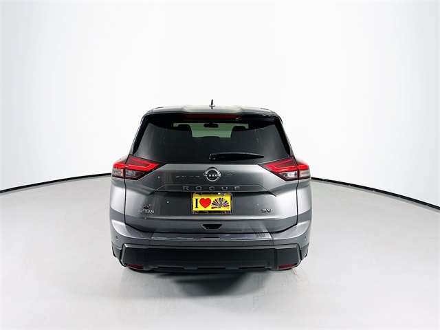 2024 Nissan Rogue SV photo 4
