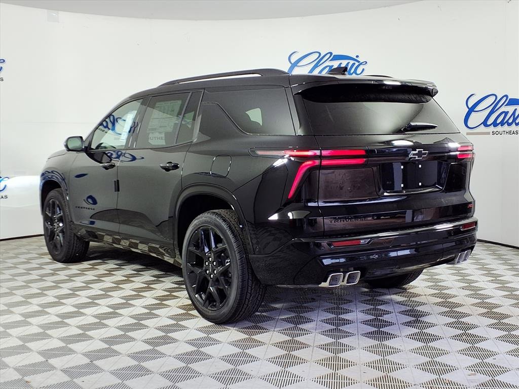 2026 Chevrolet Traverse RS photo 2