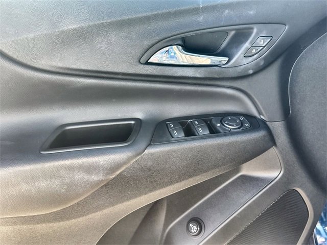 2022 Chevrolet Equinox LT photo 10