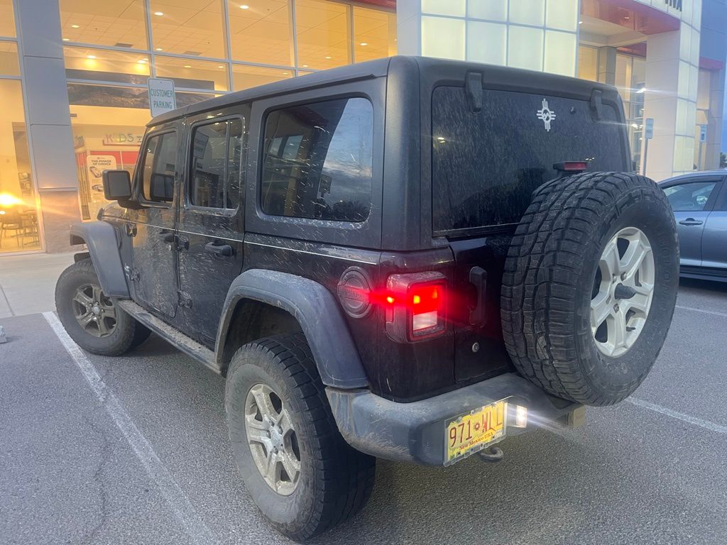 2019 Jeep Wrangler Unlimited Sport S photo 2
