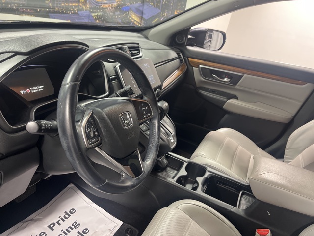 2017 Honda CR-V Touring photo 8