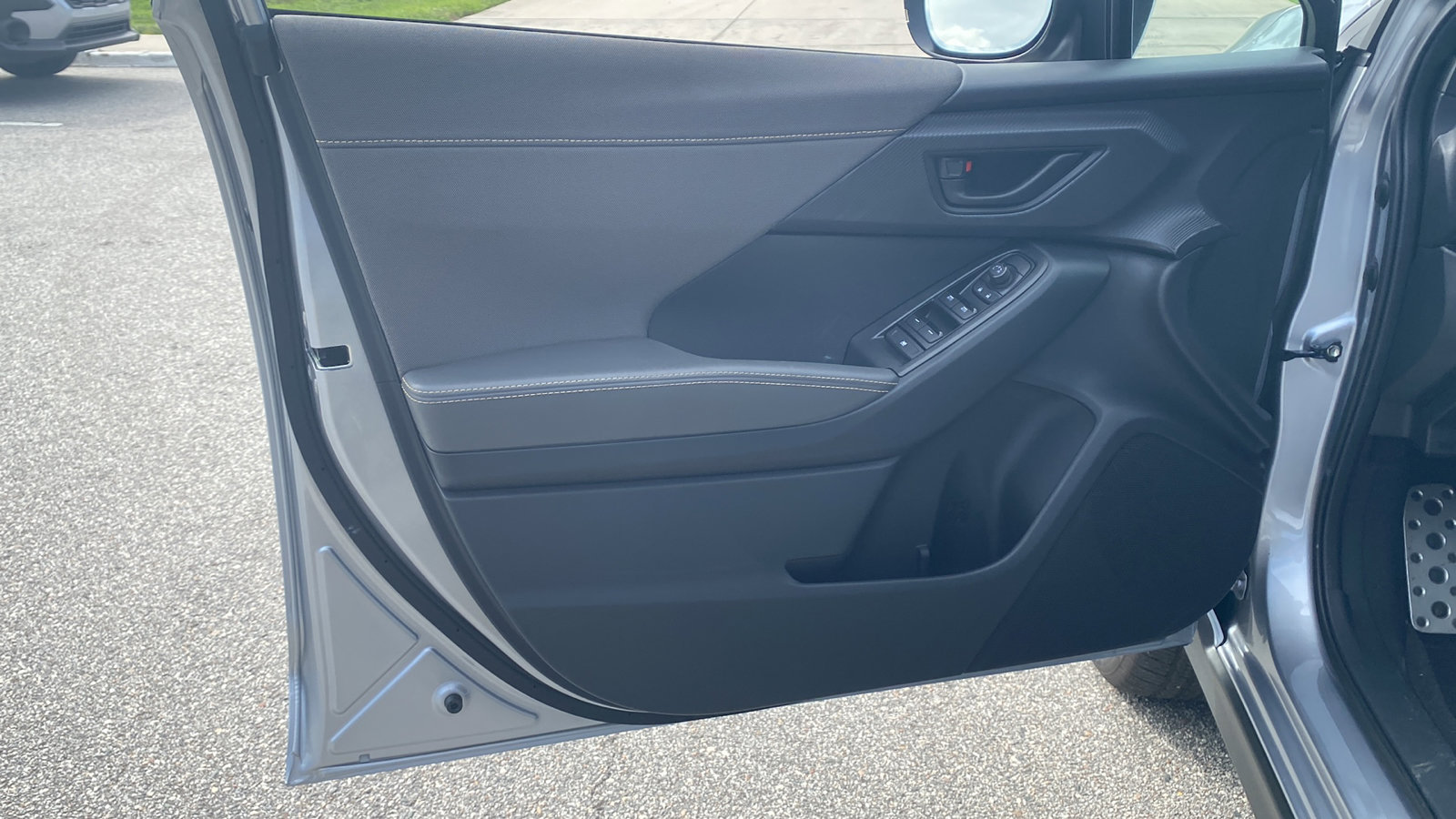 2025 Subaru Crosstrek Sport photo 7